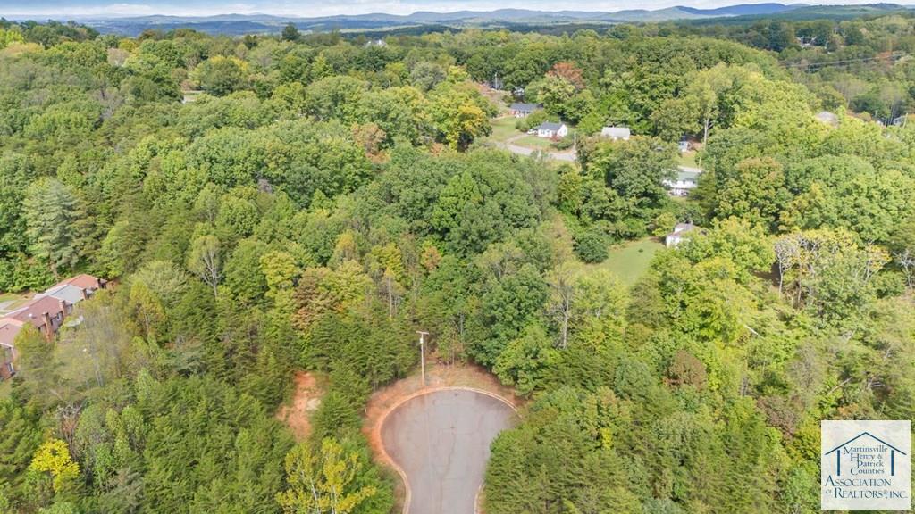 115 Lot Stoney Court