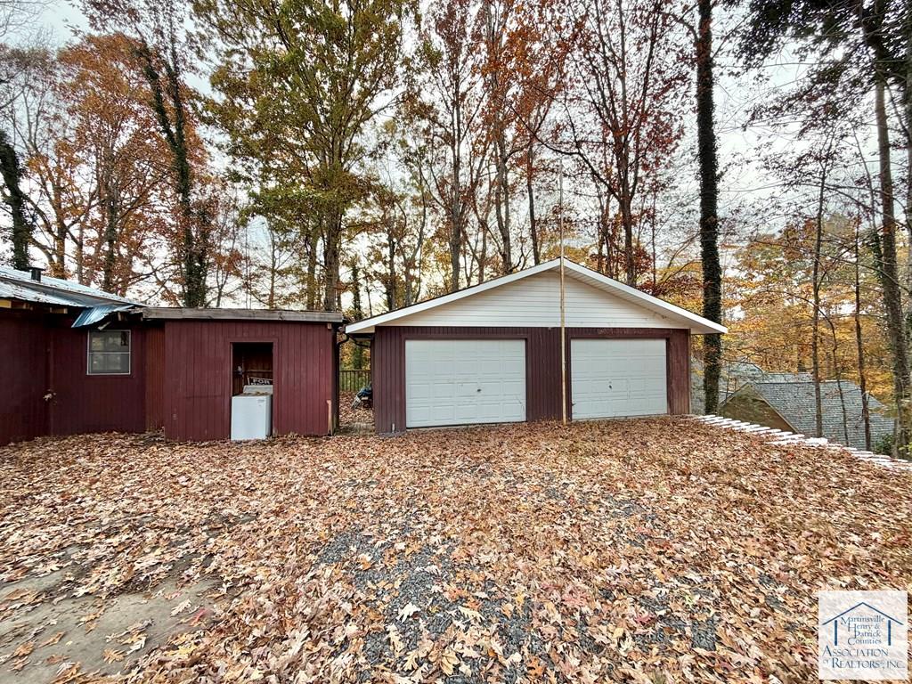 83 Maid Marian Court