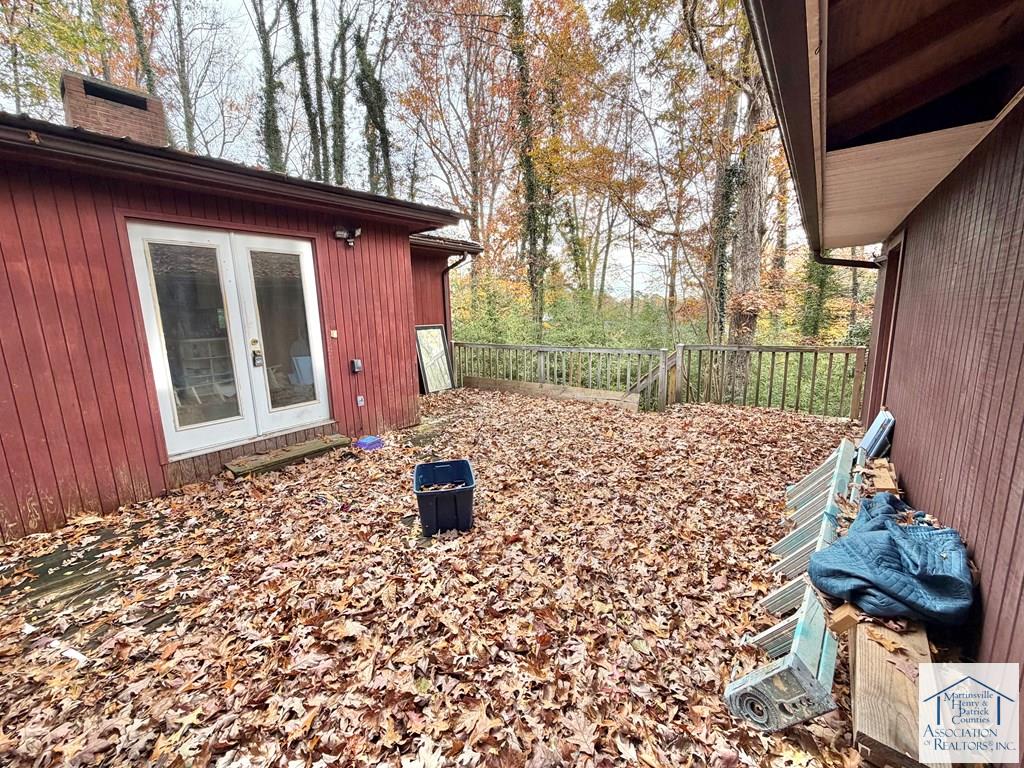 83 Maid Marian Court