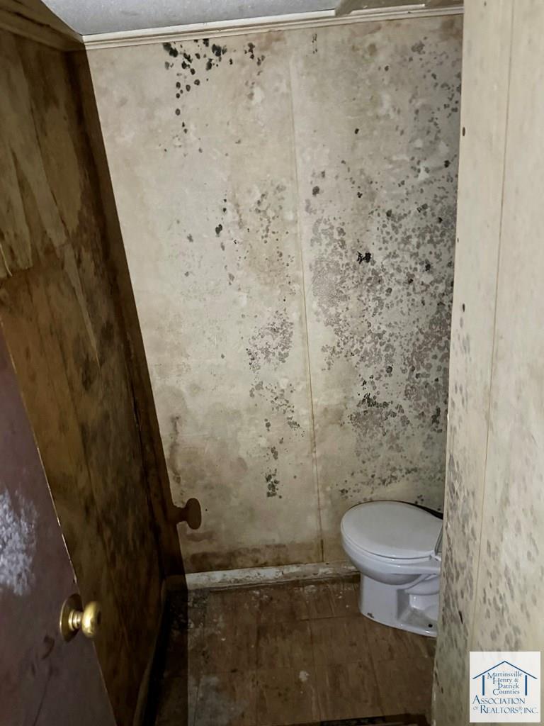 83 Maid Marian Court