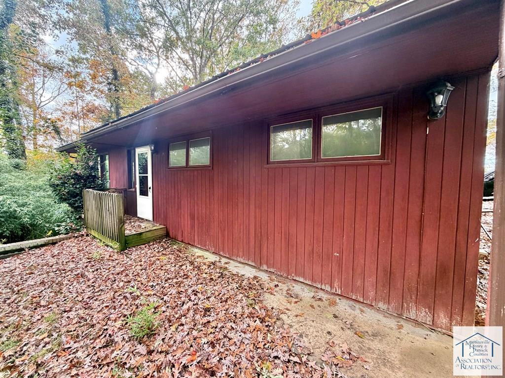 83 Maid Marian Court