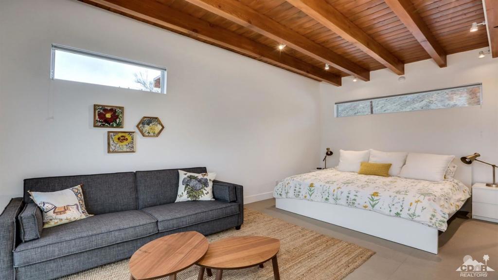 54900 Avenida Herrera