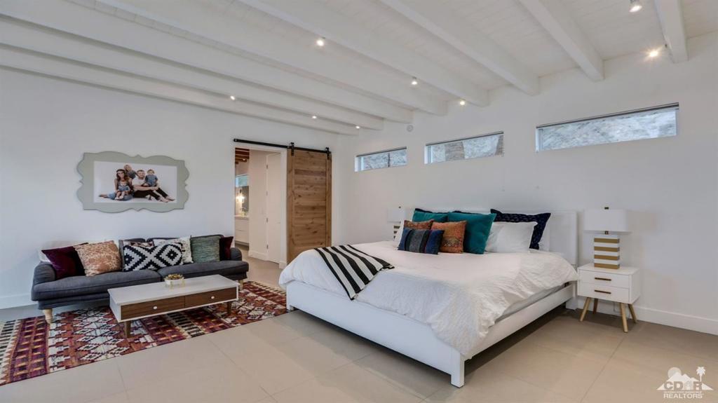 54900 Avenida Herrera