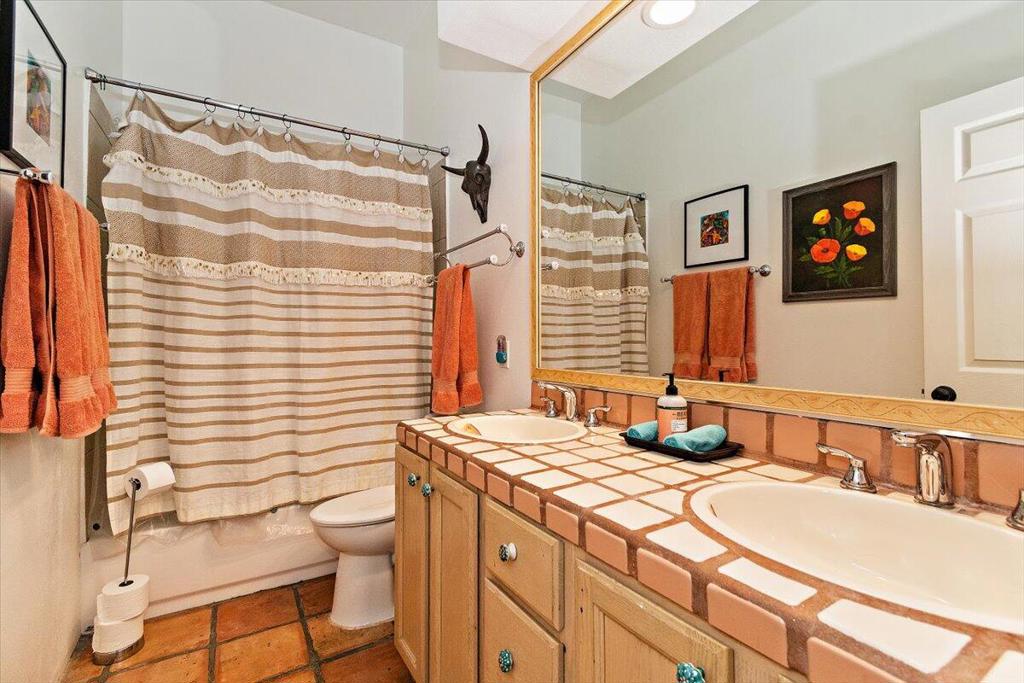 54820 Avenida Vallejo