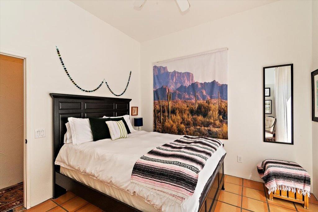 54820 Avenida Vallejo