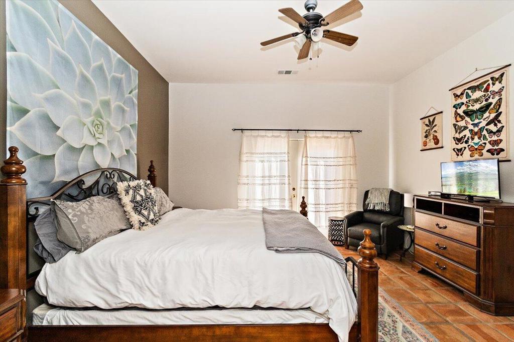 54820 Avenida Vallejo