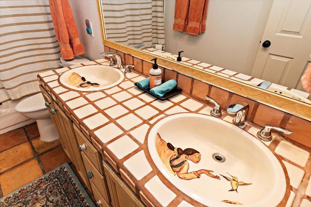 54820 Avenida Vallejo