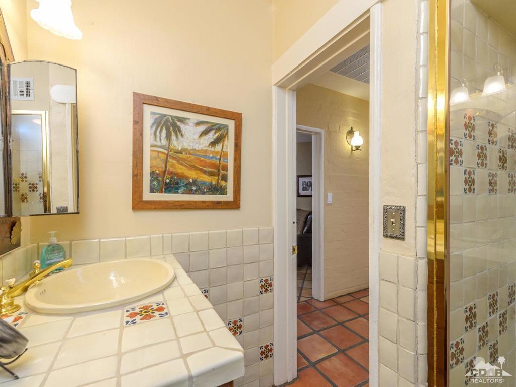 54200 Avenida Cortez