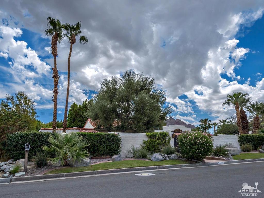 54200 Avenida Cortez