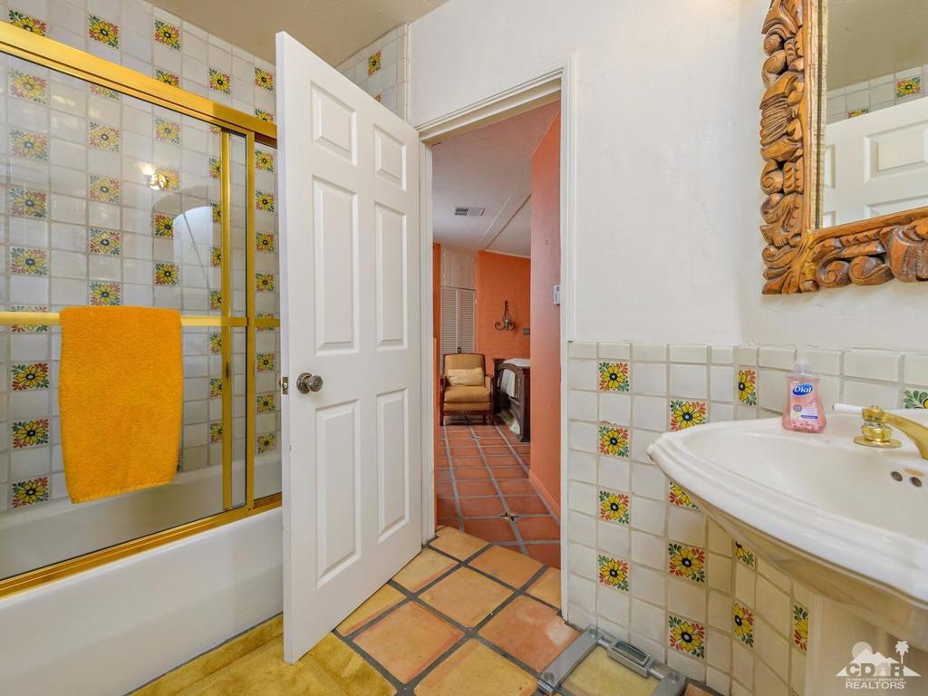 54200 Avenida Cortez