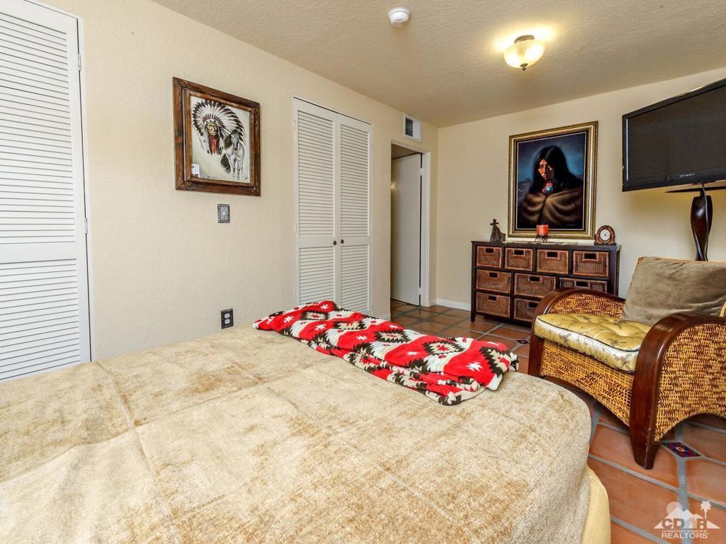 54200 Avenida Cortez