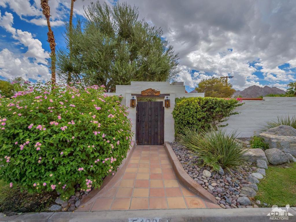 54200 Avenida Cortez