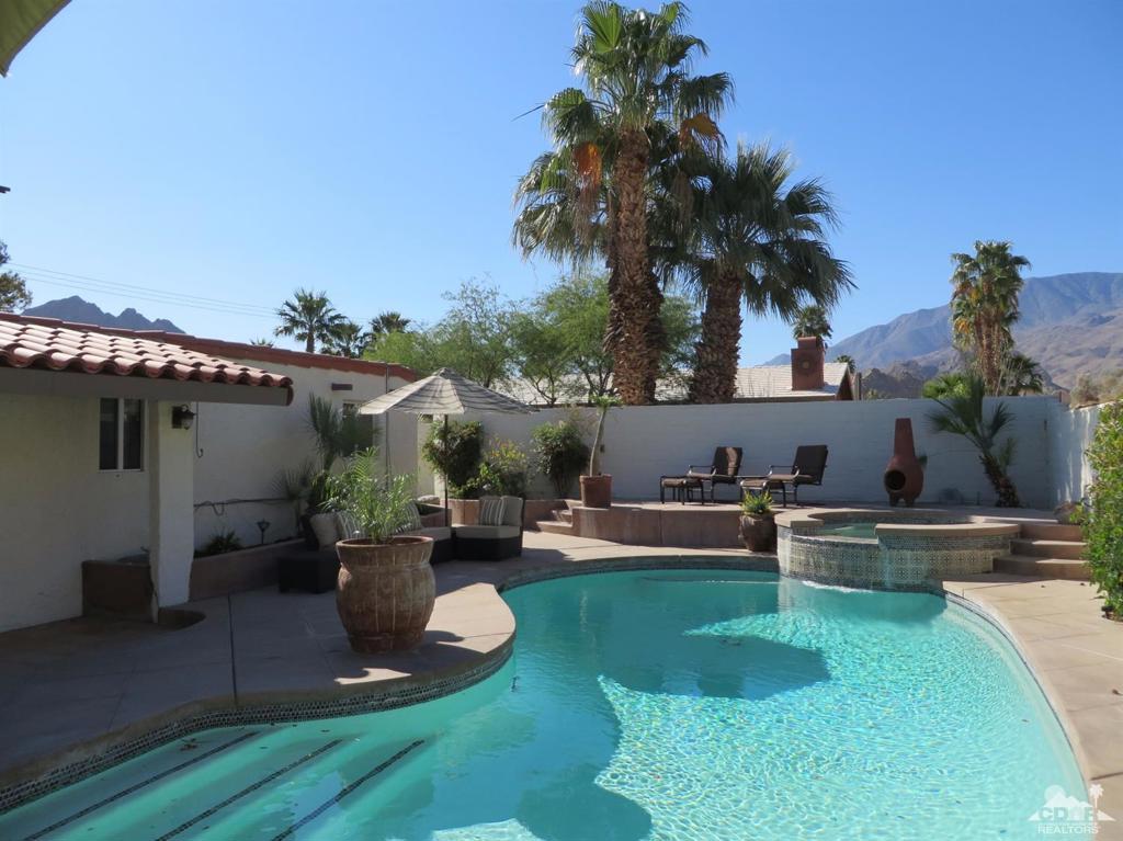 54200 Avenida Cortez