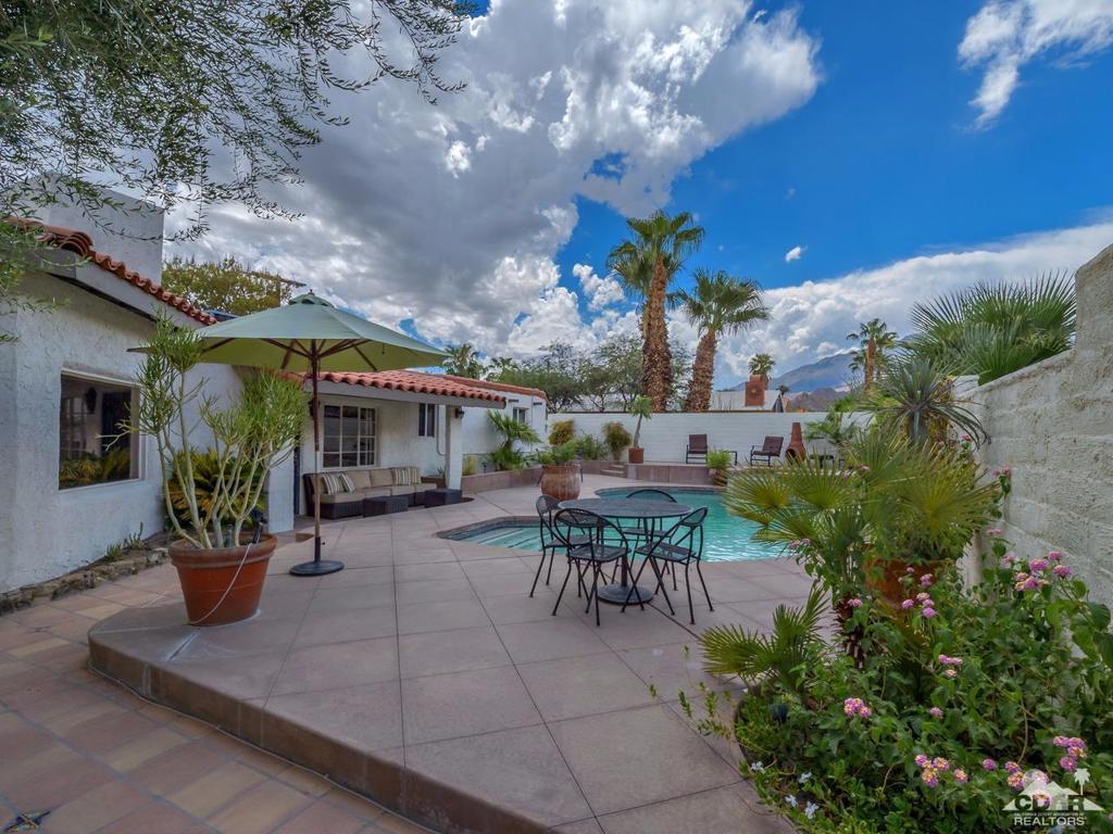 54200 Avenida Cortez