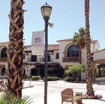 54200 Avenida Cortez