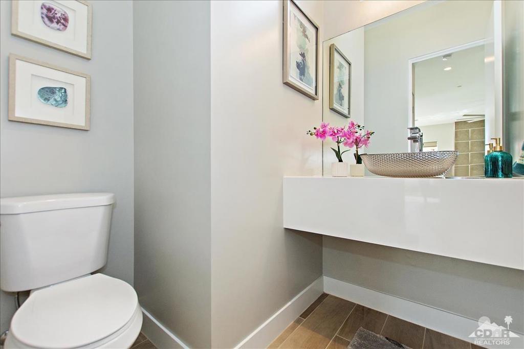 53720 Avenida Madero