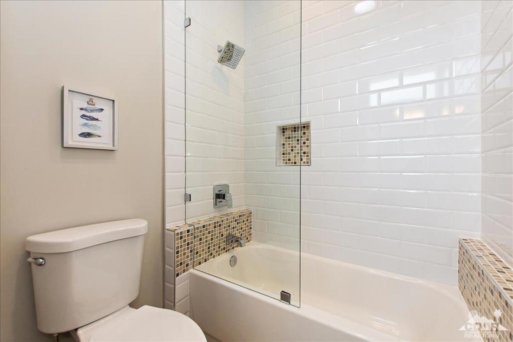 53720 Avenida Madero