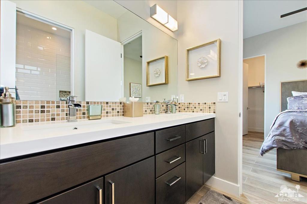 53720 Avenida Madero