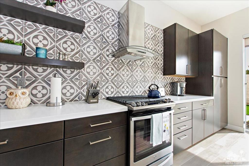 53720 Avenida Madero