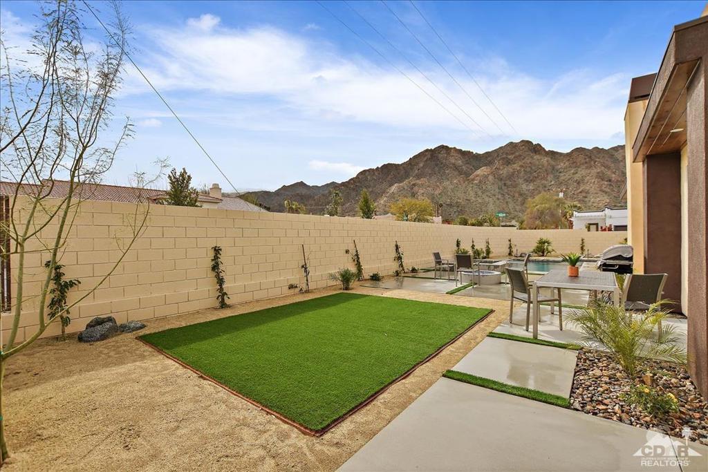 53720 Avenida Madero