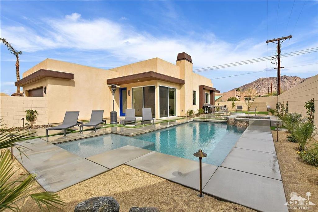 53720 Avenida Madero