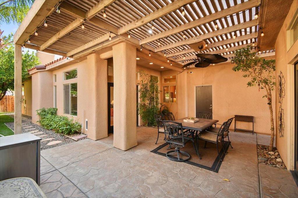 53860 Avenida Ramirez