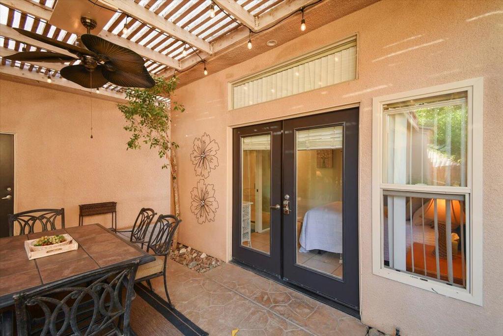 53860 Avenida Ramirez