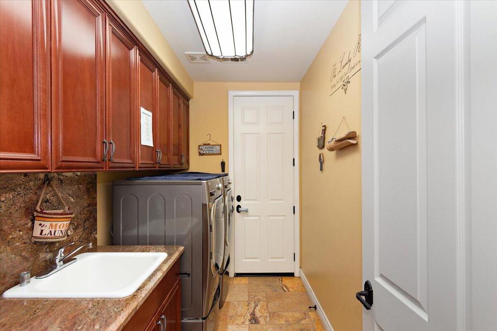 39588 Picasso Court