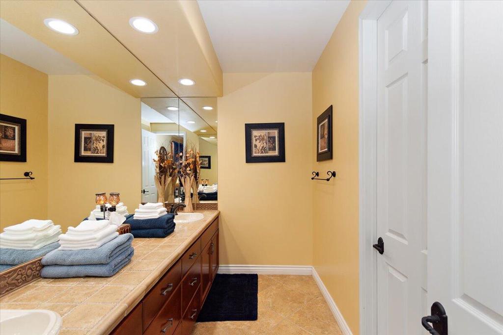 39588 Picasso Court