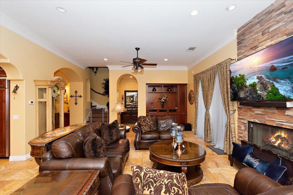 39588 Picasso Court