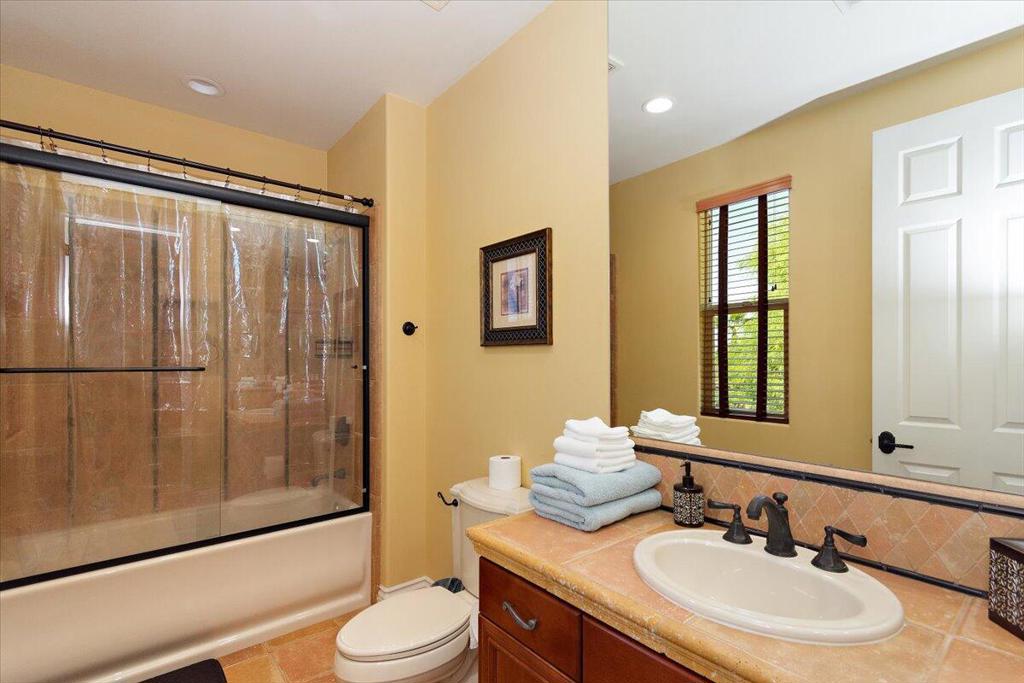 39588 Picasso Court