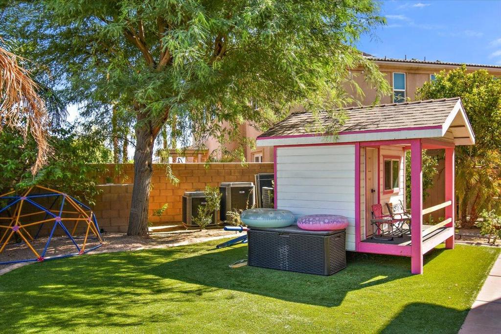 39588 Picasso Court