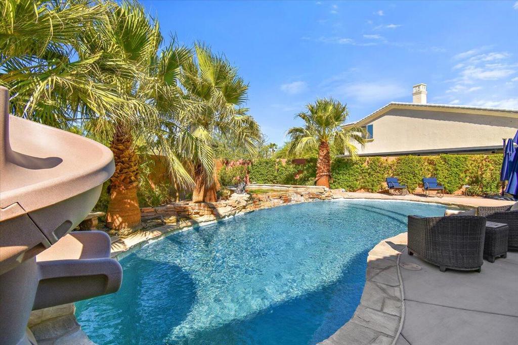 39588 Picasso Court