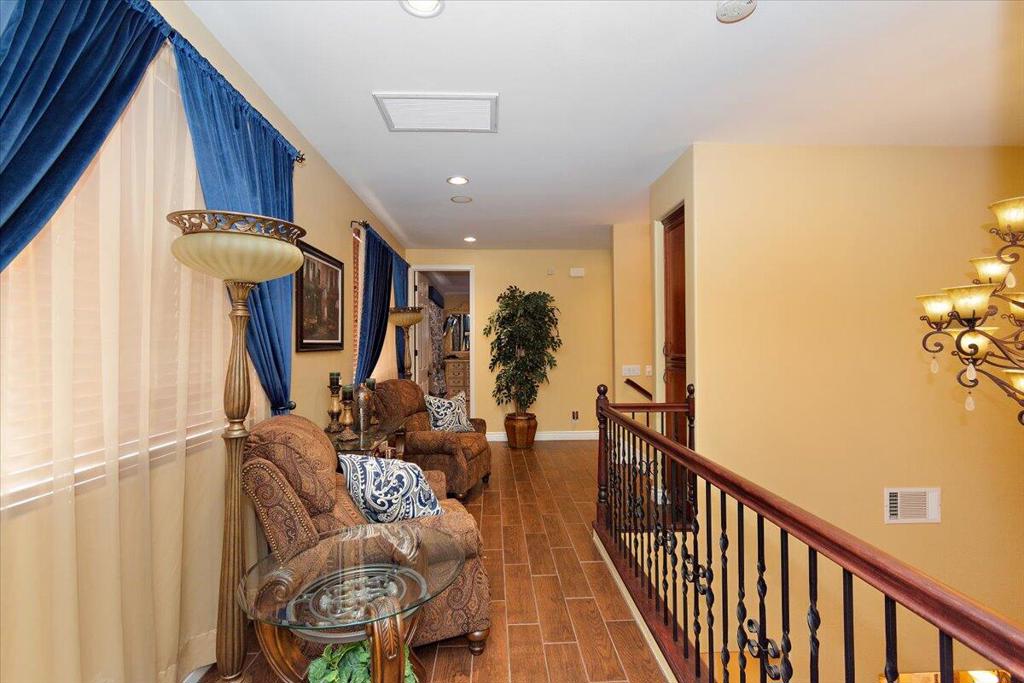 39588 Picasso Court