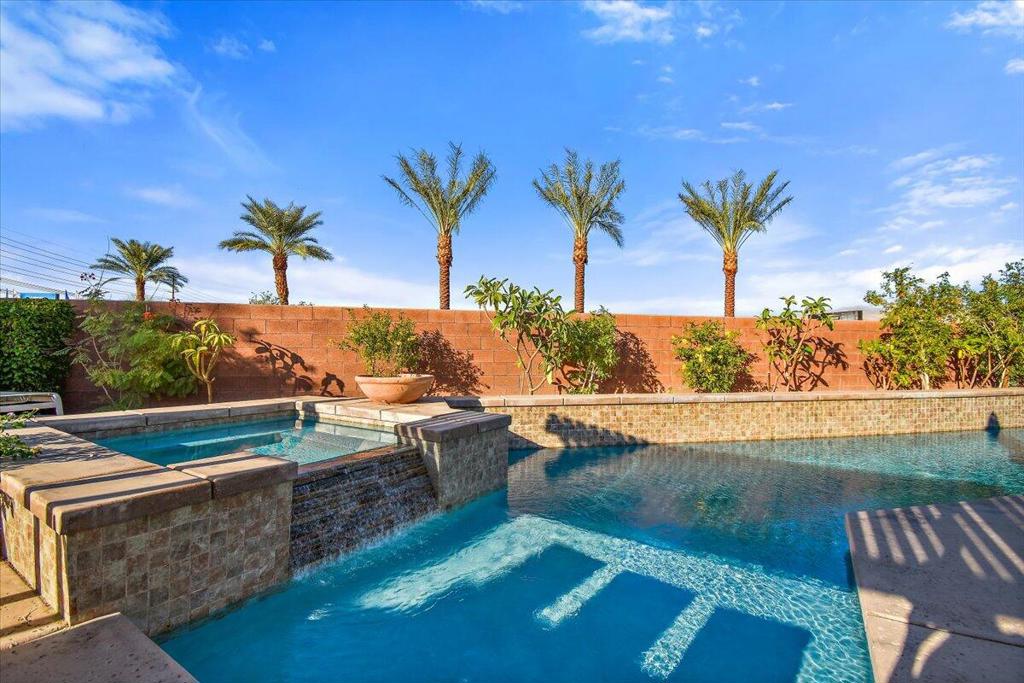 39561 Picasso Court