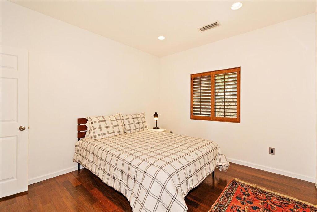54277 Avenida Diaz
