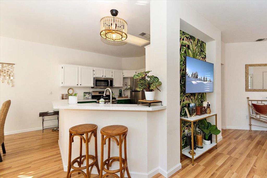 78995 Champagne Lane