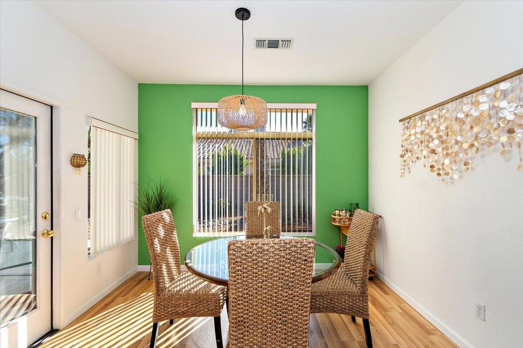 78995 Champagne Lane