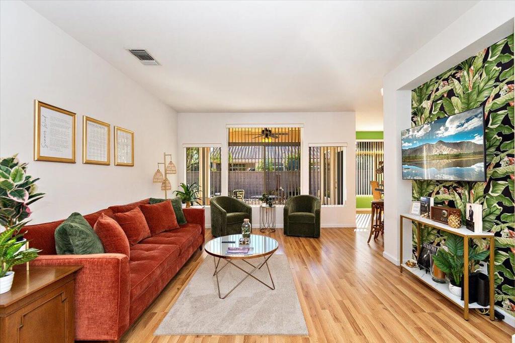 78995 Champagne Lane