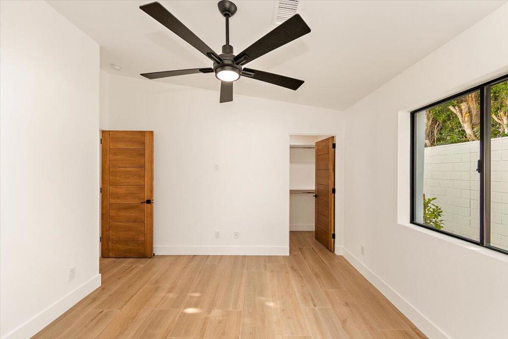 51620 Avenida Juarez