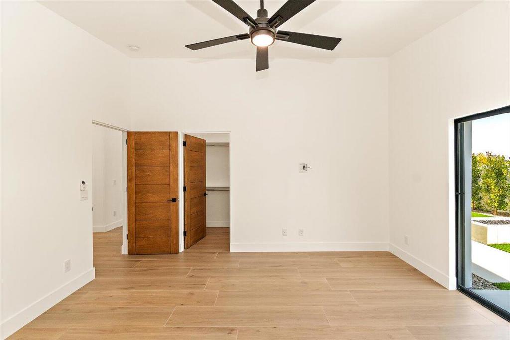 51620 Avenida Juarez