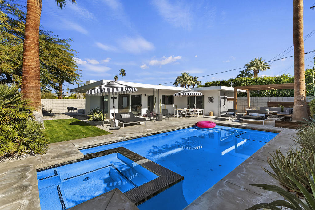 45876 Abronia Trail Trail