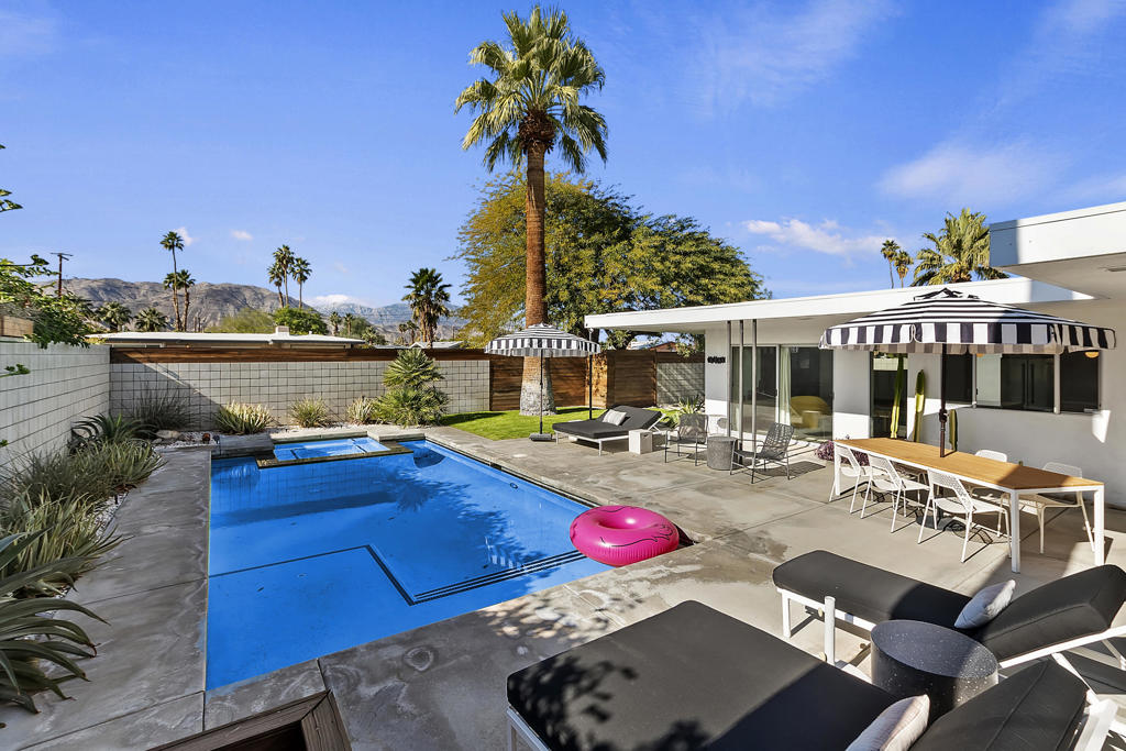 45876 Abronia Trail Trail