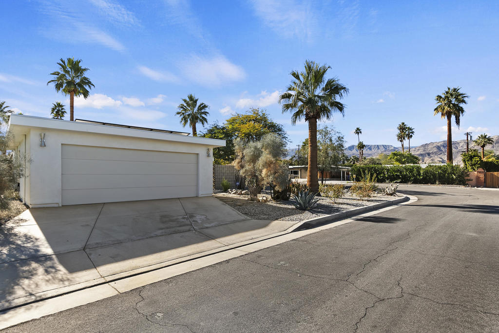 45876 Abronia Trail Trail