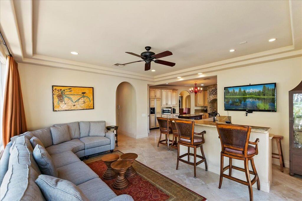 51200 Avenida Diaz
