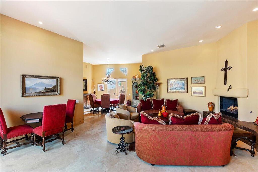51200 Avenida Diaz