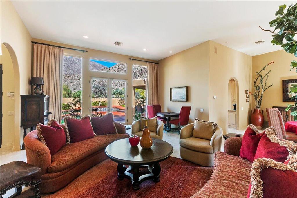 51200 Avenida Diaz