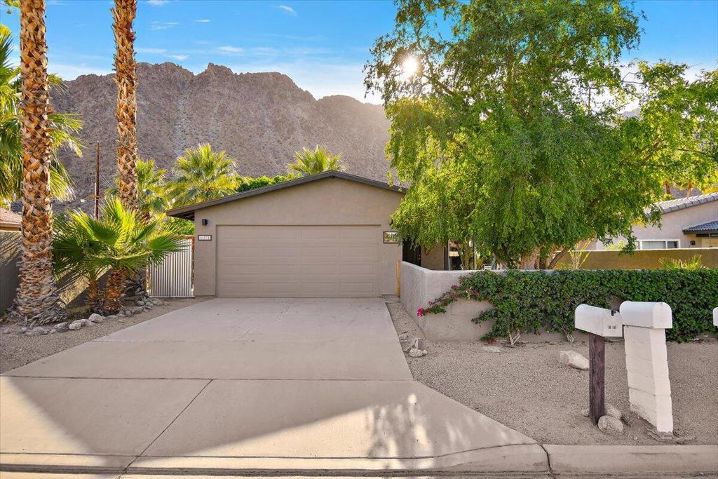 51835 Avenida Madero