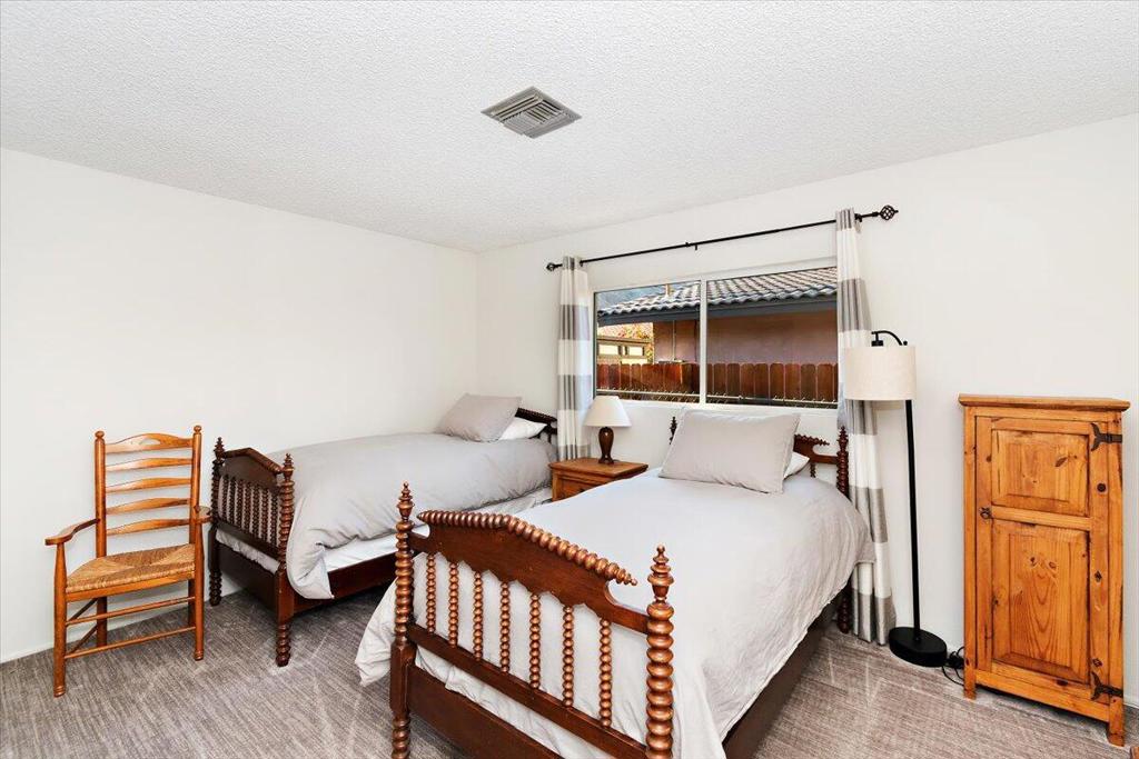 51835 Avenida Madero