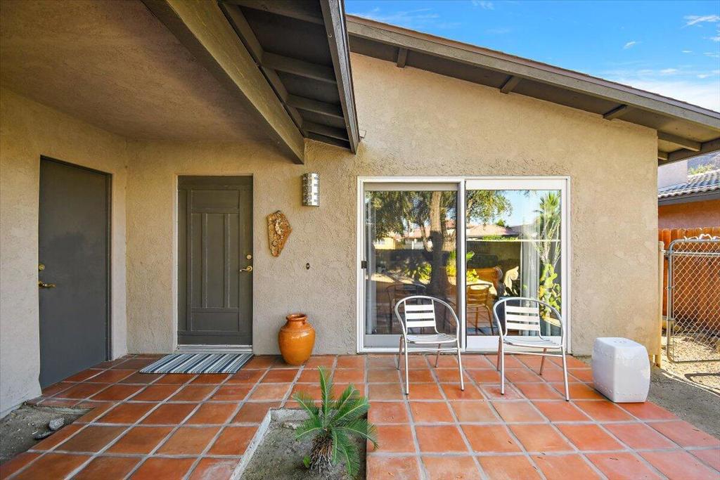 51835 Avenida Madero